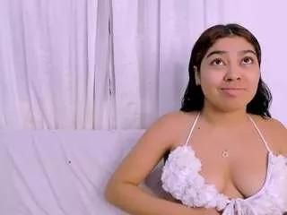 candykitten04 from CamSoda is Freechat