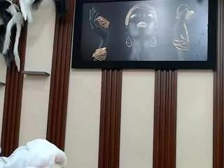 candymind18 from CamSoda is Freechat