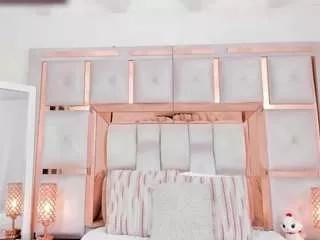 Photos of carlee-jones from CamSoda is Freechat