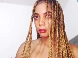 Cata-santanaa webcams show profile image 