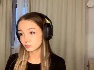 Photos of catalinaandersen from CamSoda is Freechat