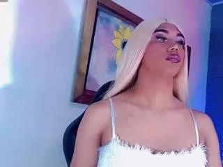 celine-fox from CamSoda is Freechat