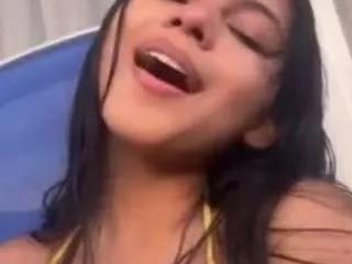 cerecitaislove from CamSoda