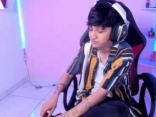 charlie-taylor from CamSoda is Freechat