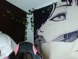 Discover our girls online shows and discover the company of countless livestreamers, with stunning shapes, sex toys and more.