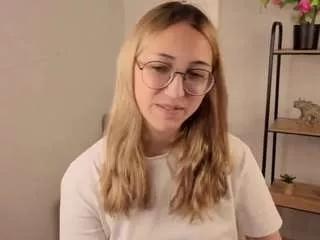 cheryl-johnson from CamSoda is Freechat