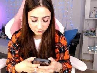 Photos of chloe-neal from CamSoda is Freechat