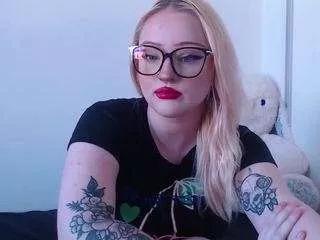 chloelevine from CamSoda is Freechat