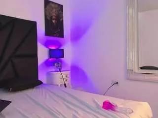 Photos of chocolatekinkymilf from CamSoda is Freechat