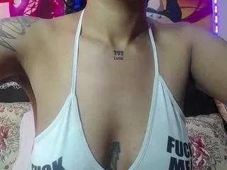 cinnamon-7 from CamSoda