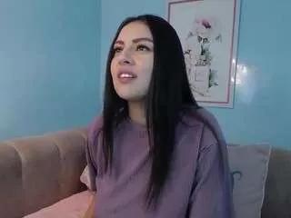 Photos of cloe-thing-t from CamSoda is Freechat