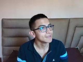 criimsonsecrets from CamSoda