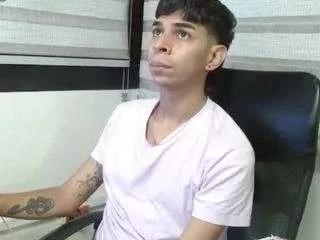 cris-slytherin from CamSoda is Freechat