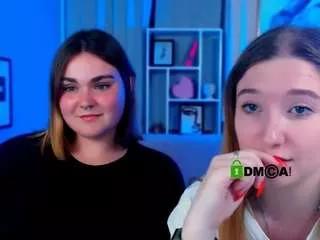 Discover our girls online shows and discover the company of countless livestreamers, with stunning shapes, sex toys and more.