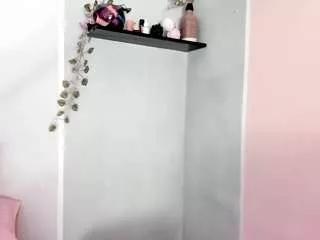 danna-susej from CamSoda