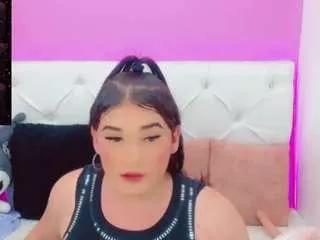 dayana-naughty from CamSoda