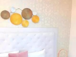 debora-scoot from CamSoda is Freechat