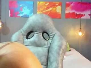 dixiee from CamSoda