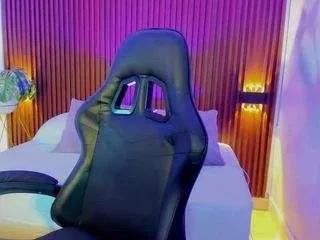 doll-eyees from CamSoda is Freechat