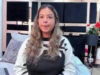 dulcelyra from CamSoda is Freechat