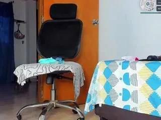 Photos of edwardtrans17 from CamSoda is Freechat