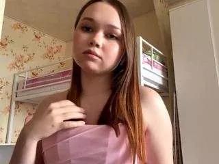 elenefulwood from CamSoda