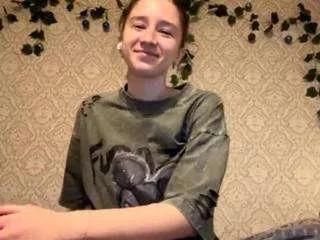 Ellabaker webcams show profile image 