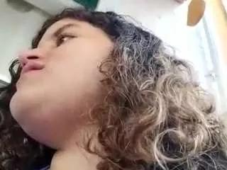 ellygcutie from CamSoda