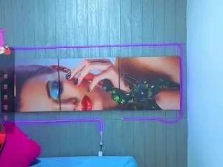 Discover our girls online shows and discover the company of countless livestreamers, with stunning shapes, sex toys and more.