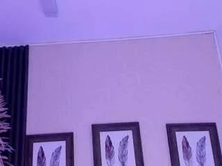 emilyy01 from CamSoda is Freechat