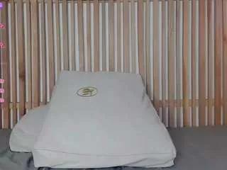 emma-cleir from CamSoda is Freechat