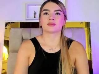 emma-rossee from CamSoda