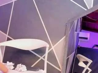 emmaduque from CamSoda is Freechat