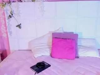 emmajhonson from CamSoda is Freechat