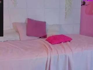 emmajhonson from CamSoda is Freechat