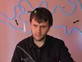 emmet-storm from CamSoda is Freechat