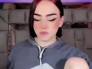 emmily-sofia from CamSoda is Freechat
