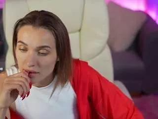 emmyskyy from CamSoda