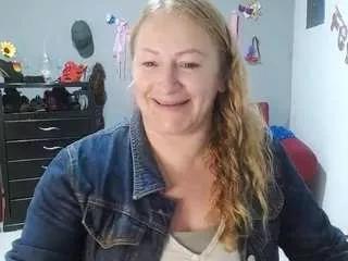 emperatrizmessy from CamSoda