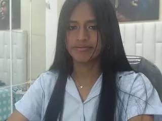 enyeliin from CamSoda