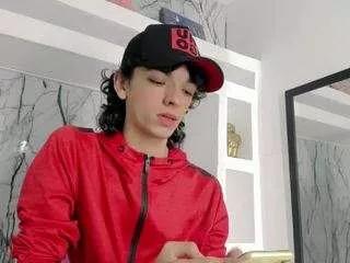 estebanisaza from CamSoda