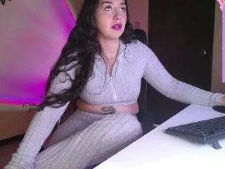 estefany777 from CamSoda