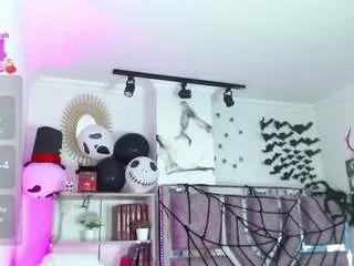 eva-walker from CamSoda is Freechat