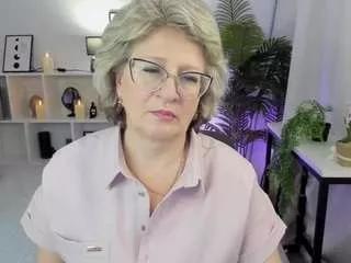 evelynjoyful from CamSoda