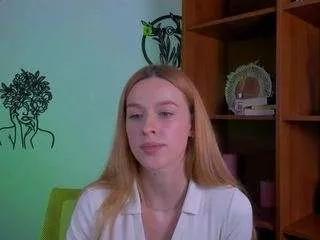 flora-lee from CamSoda is Freechat
