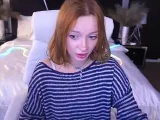 Discover our girls online shows and discover the company of countless livestreamers, with stunning shapes, sex toys and more.