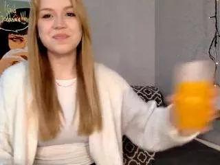 Discover our girls online shows and discover the company of countless livestreamers, with stunning shapes, sex toys and more.