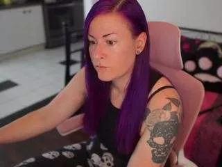 gennyrock from CamSoda