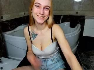 Discover our girls online shows and discover the company of countless livestreamers, with stunning shapes, sex toys and more.