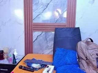 Hannymansonh webcams show profile image 